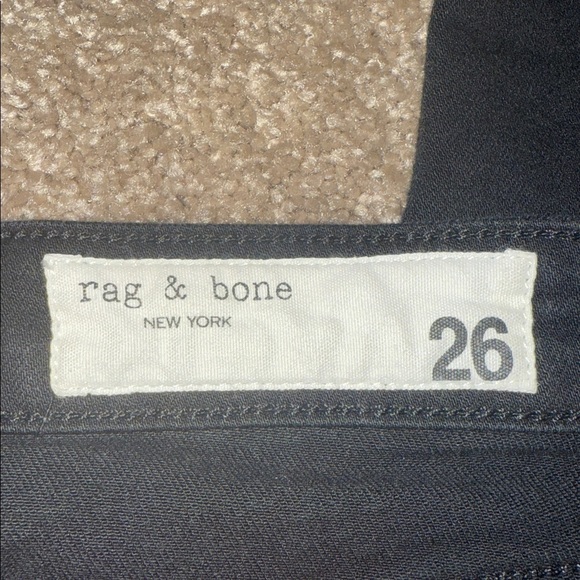 rag & bone Dre Low-Rise Slim Boyfriend Jeans - 26. B7 - Picture 5 of 7